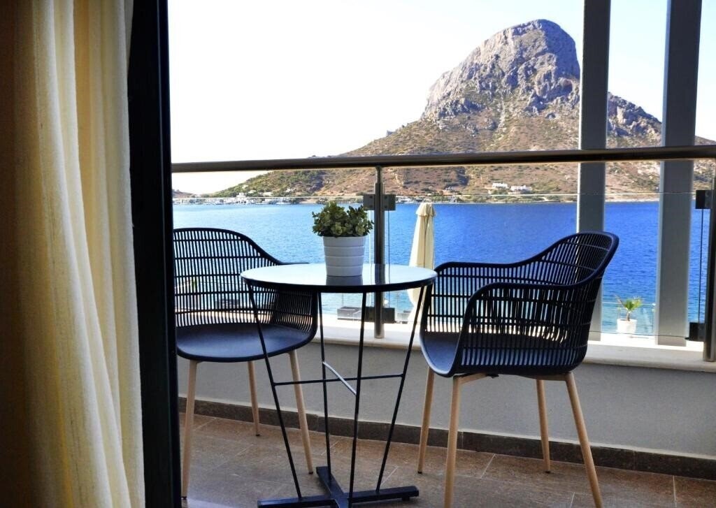 Hotel Massouri Beach Hotel 4*