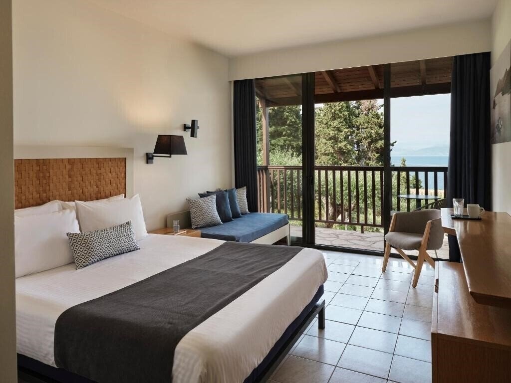 Фото Aeolos Beach Resort 4*