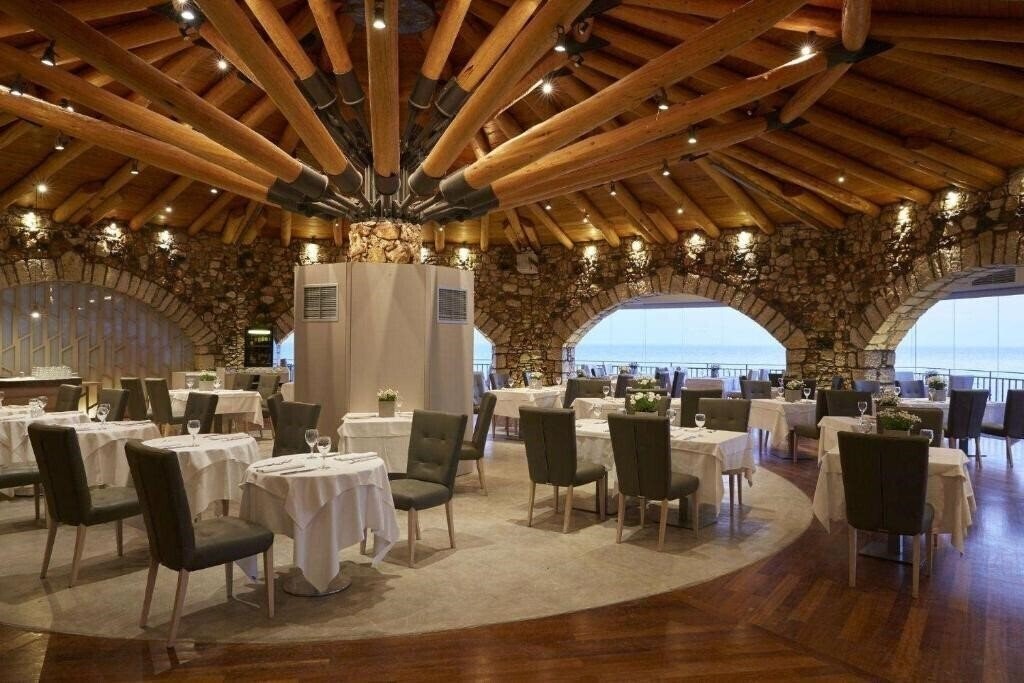 Zdjęcie Mayor Pelekas Monastery (ex. Aquis Pelekas Beach) 5*