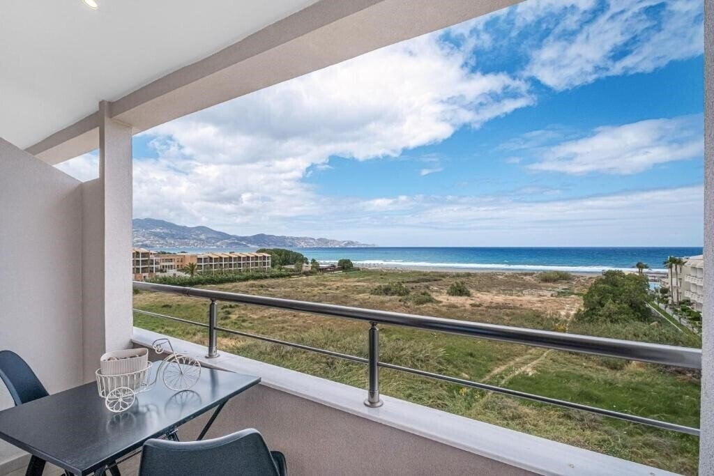 Отель Grande Mare Hotel 4*