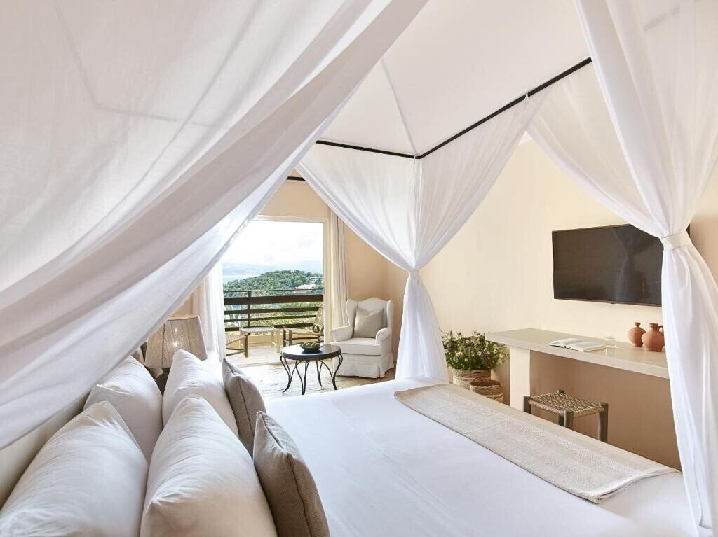 Зображення Grecotel Luxme Daphnila Bay 4*