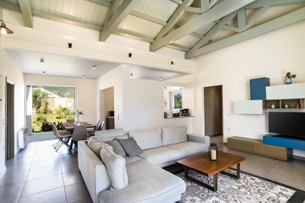 Zdjęcie Three Stars Villas 3*