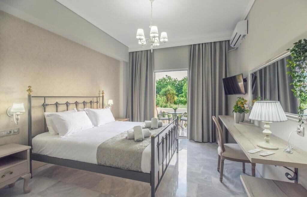 Zdjęcie Erofili Hotel 3*