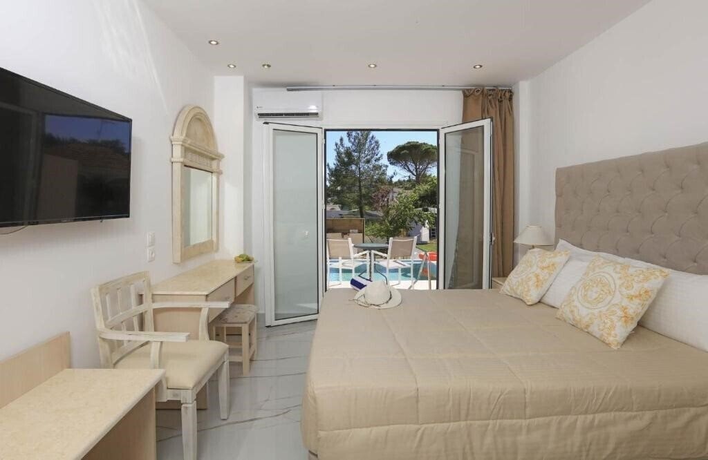 Zdjęcie Cavomarina Beach 4*