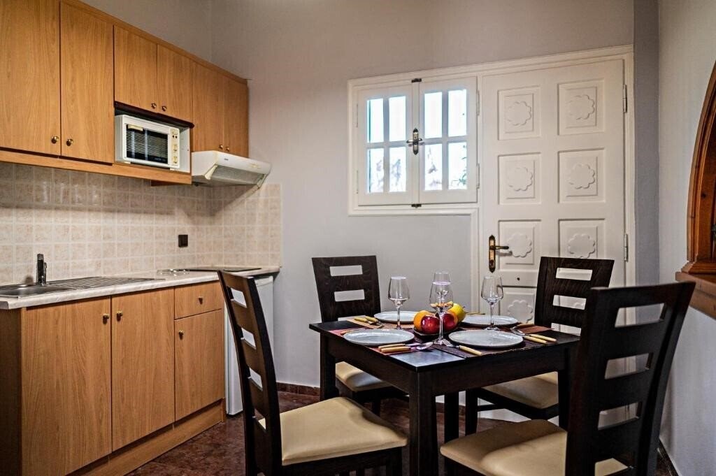 Zdjęcie Blue Sky Apartments 2*