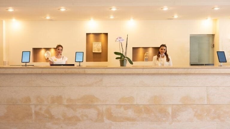 Zdjęcie Christina Beach Hotel Messonghi 4*