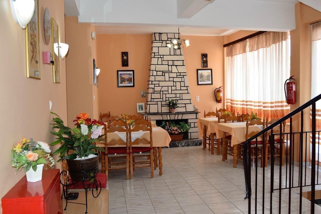 Фотография Perama Hotel 2*