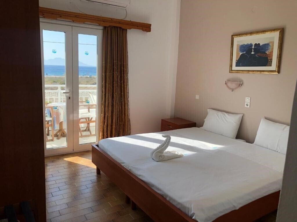 Obraz Anthoulis Studios 2*