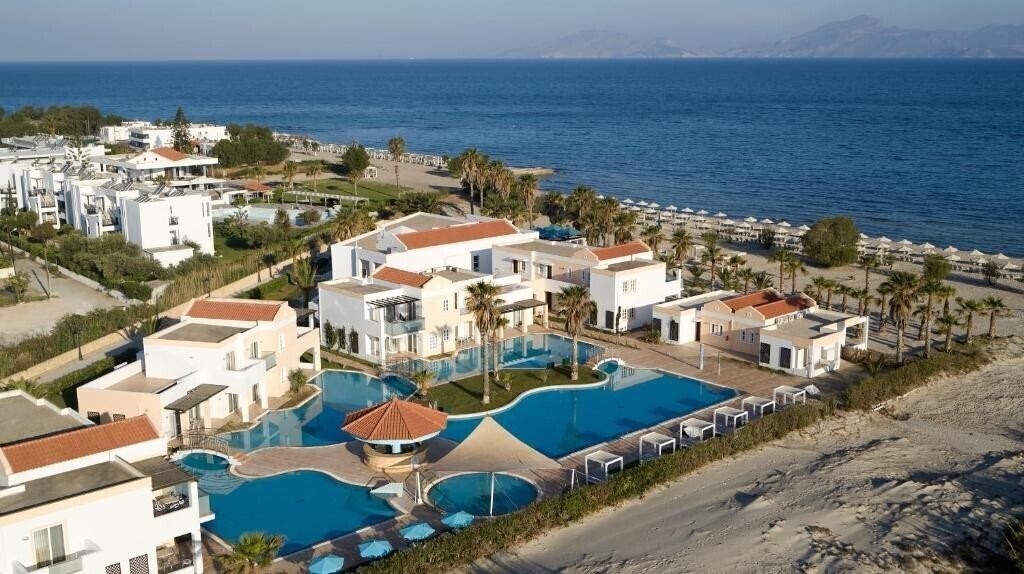 Zdjęcie Club Salut Marmari Beach Hotel 4*