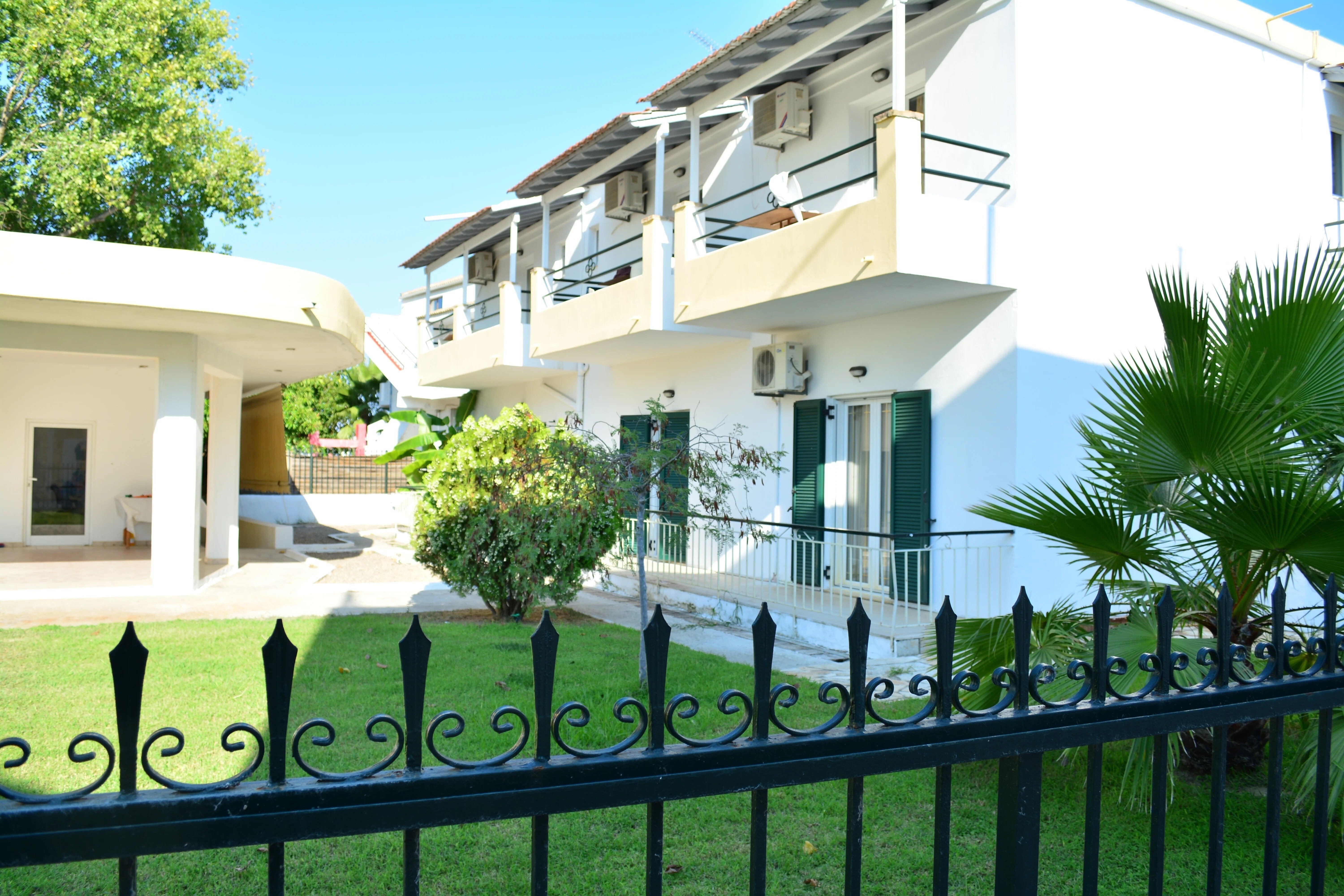 Hotel Cavo D'Oro 3*