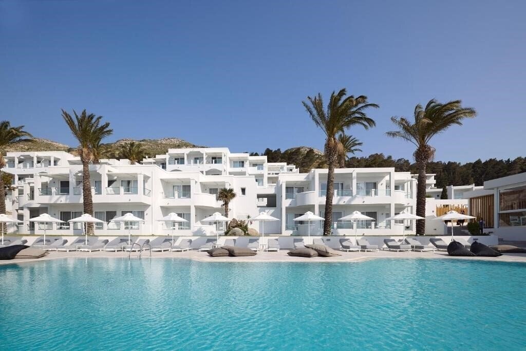 Отель Dimitra Beach Hotel & Suites 5*