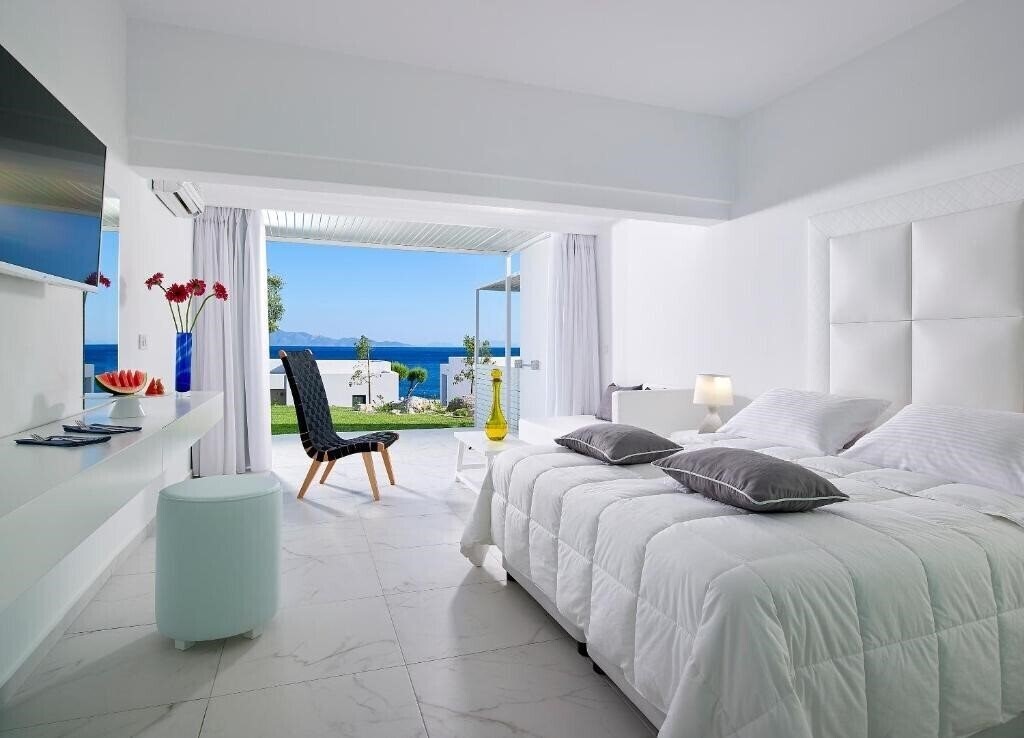 Картинка Dimitra Beach Hotel & Suites 5*