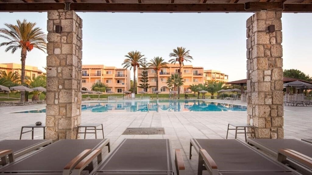 Изображение Horizon Beach Resort 4*