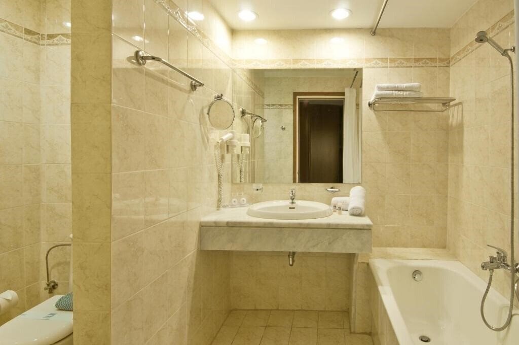 Zdjęcie Kipriotis Maris Suites 5*