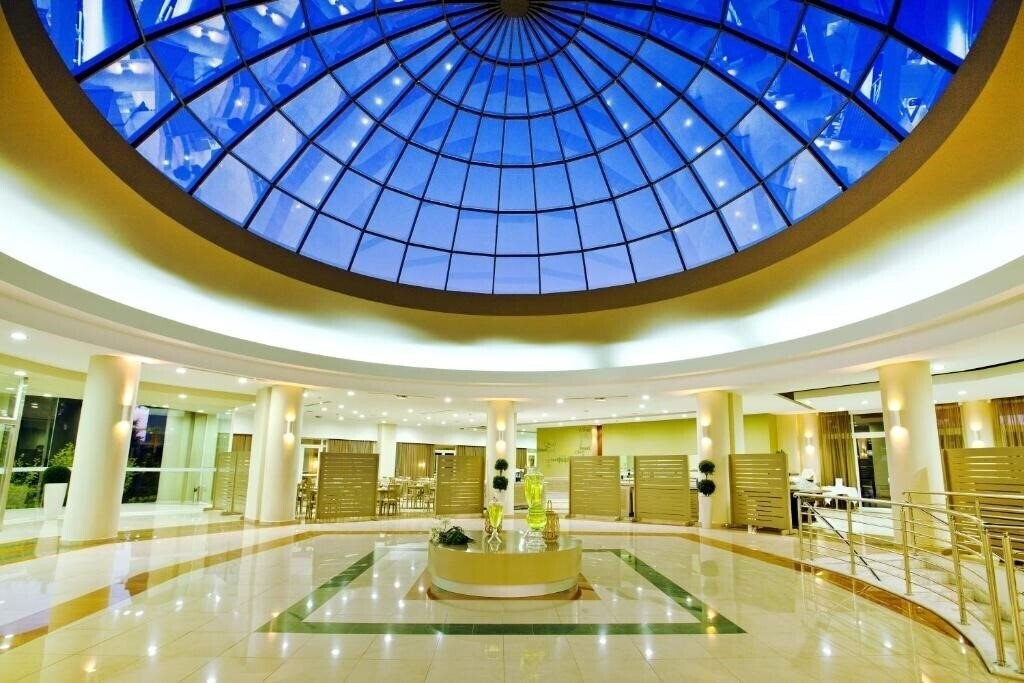 Zdjęcie Kipriotis Maris Suites 5*