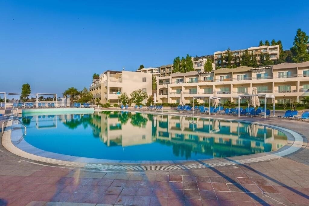 Hotel Kipriotis Panorama Aqualand 4*