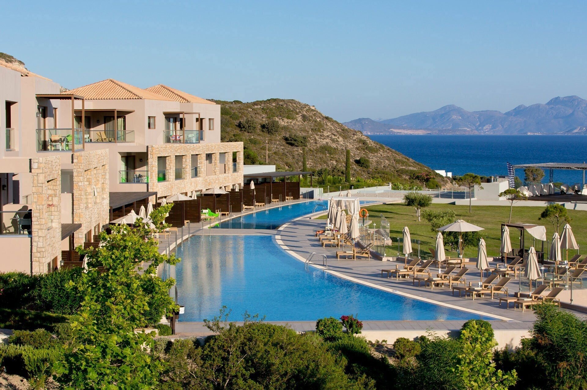 Отель Blue Lagoon Village 5*