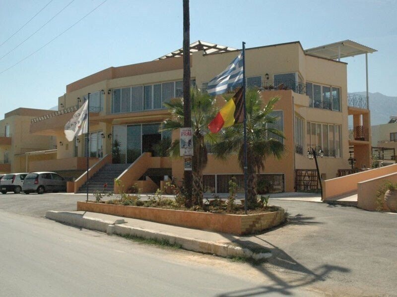 Готель Kavros Garden Hotel 3*