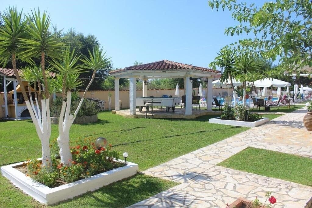 Фотографія Eleana Apartments 3*