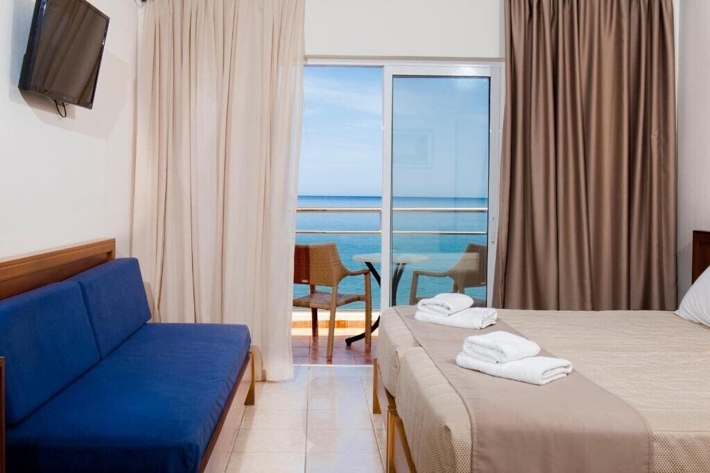 Фото Sunny Bay Hotel 3*