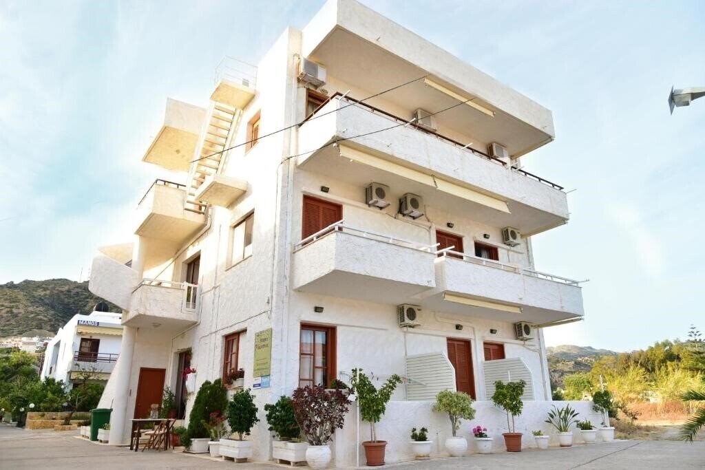 Zdjęcia Filoxenia Studios 2*