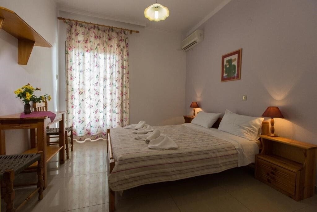 Zdjęcie Filoxenia Studios 2*