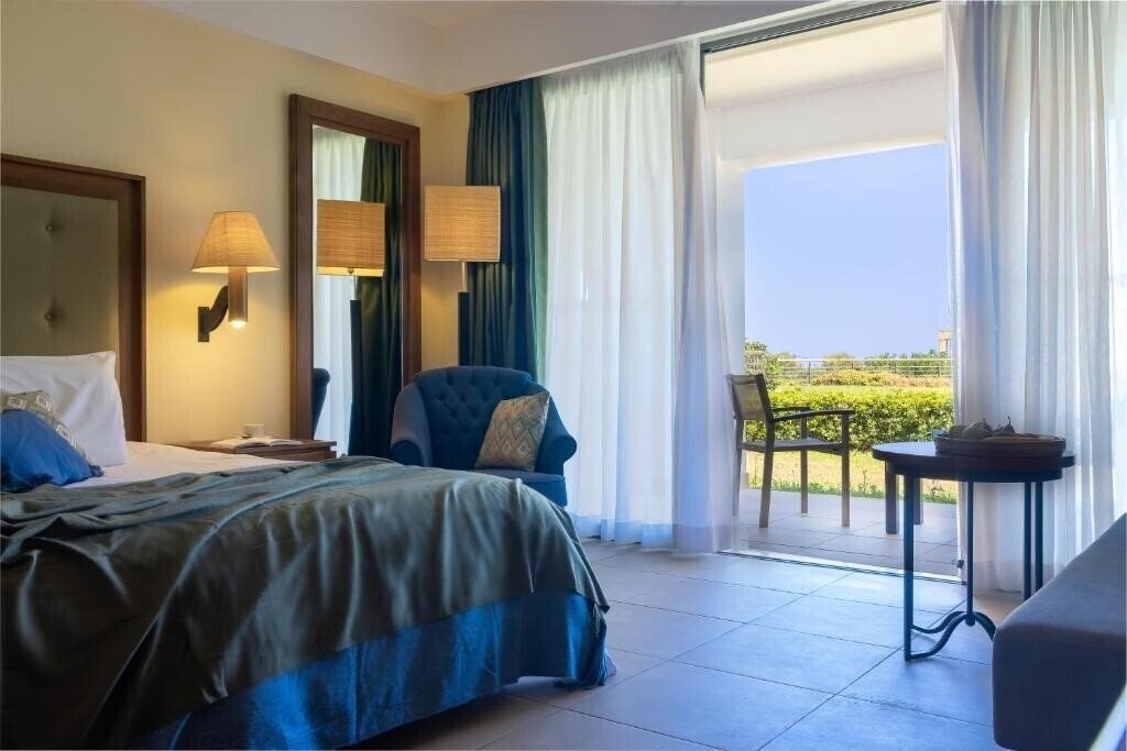 Фотографія Giannoulis Cavo Spada Luxury Sports & Leisure Resort & SPA 5*
