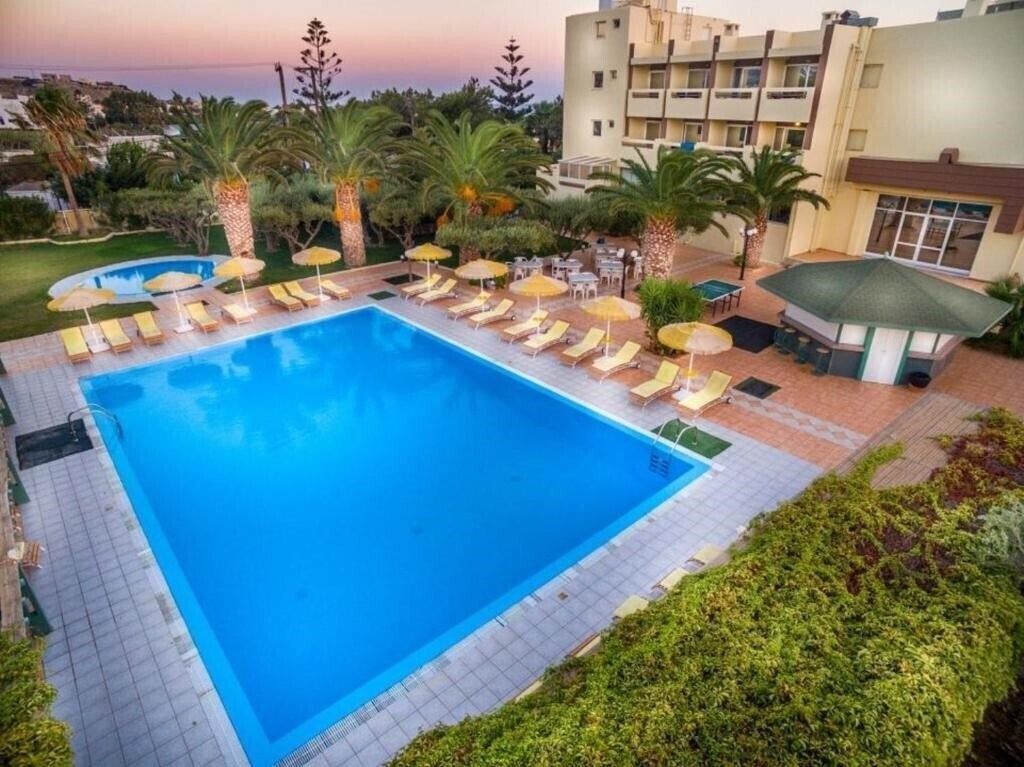 Hotel CHC Tylissos Beach 4*