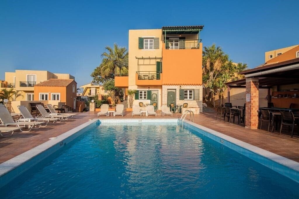 Hotel Golden Valentin Apartments 3*