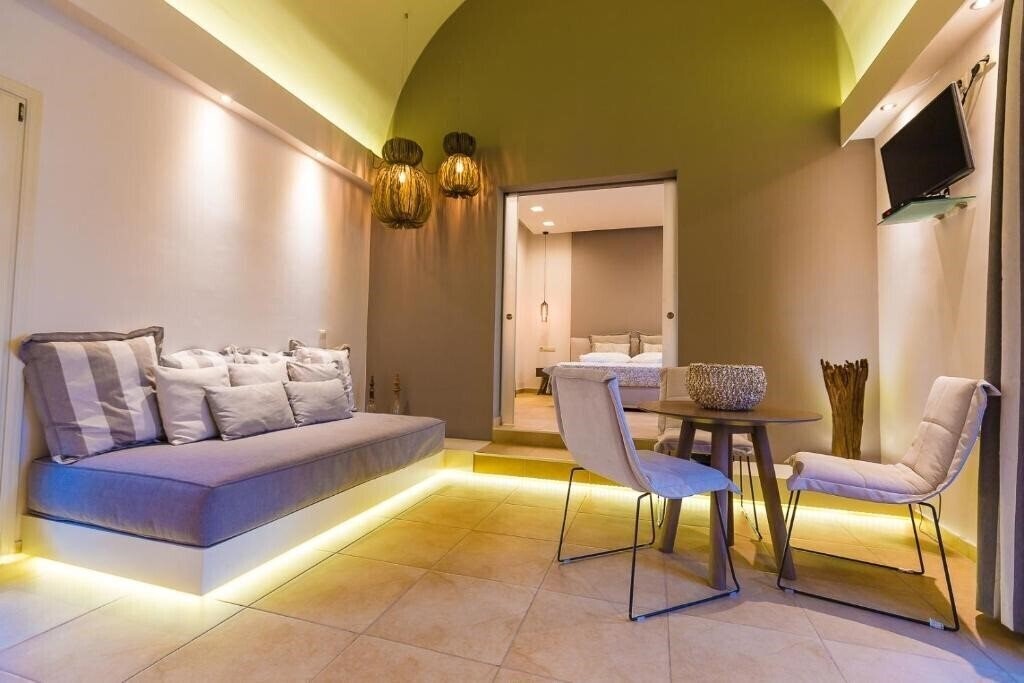 Фото Anassa Deluxe Suites 4*