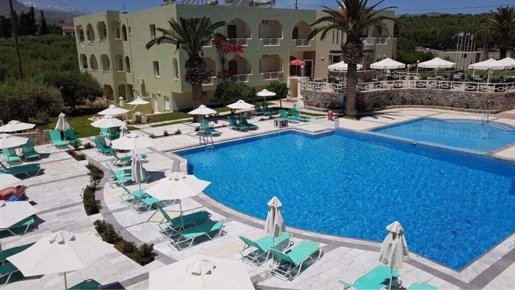 Отель Vardis Olive Garden 2*