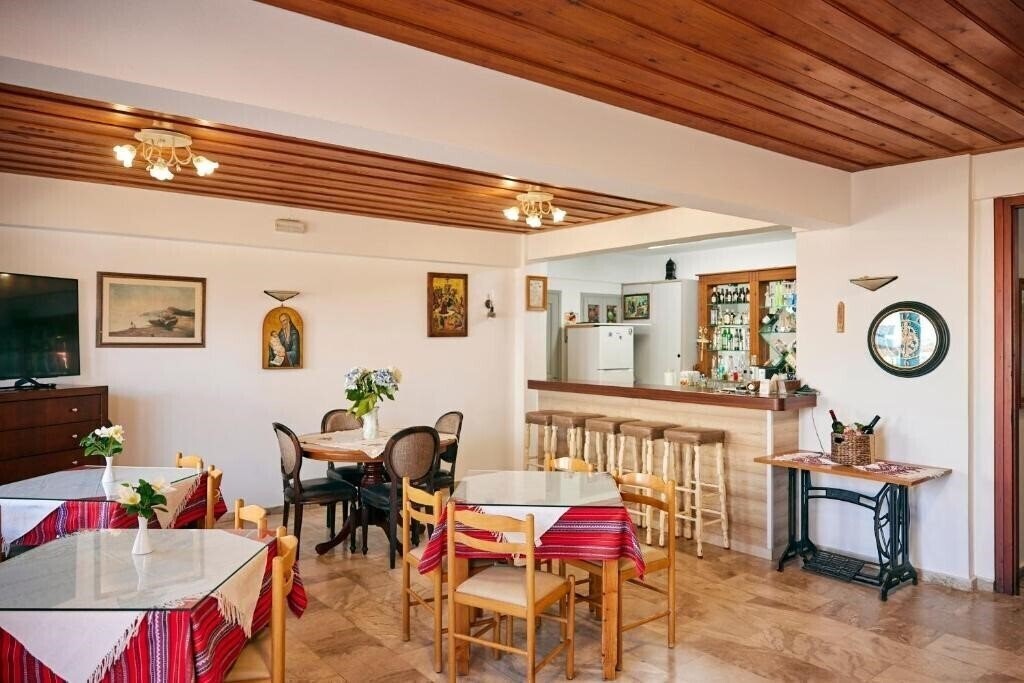 Фотографія Vlachakis 2*