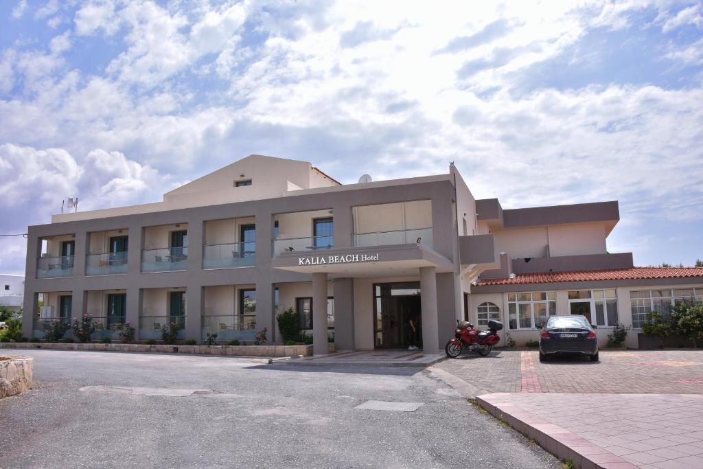 Готель Kalia Beach Hotel 4*