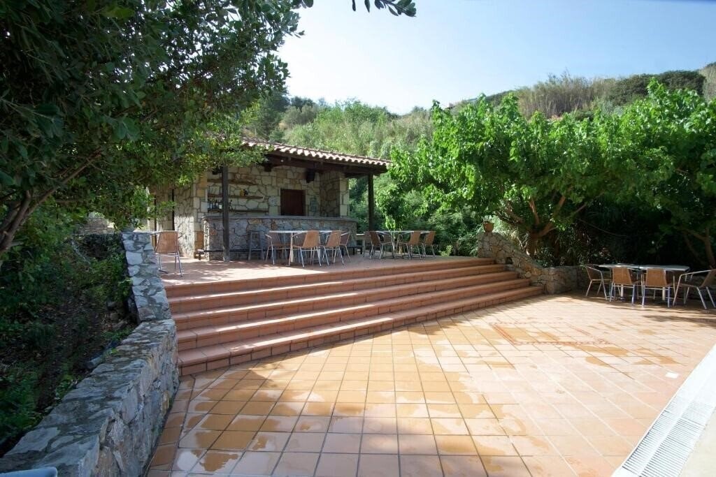 Фото Lygaria Beach 4*