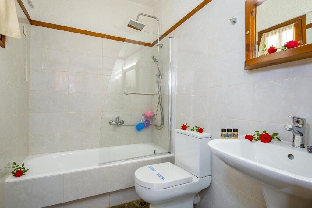 Zdjęcie Folia Hotel Apartments 3*