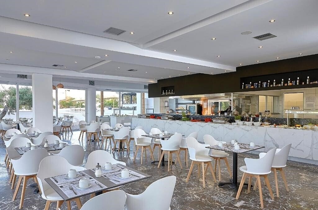 Obraz Vasia Royal Hotel 4*