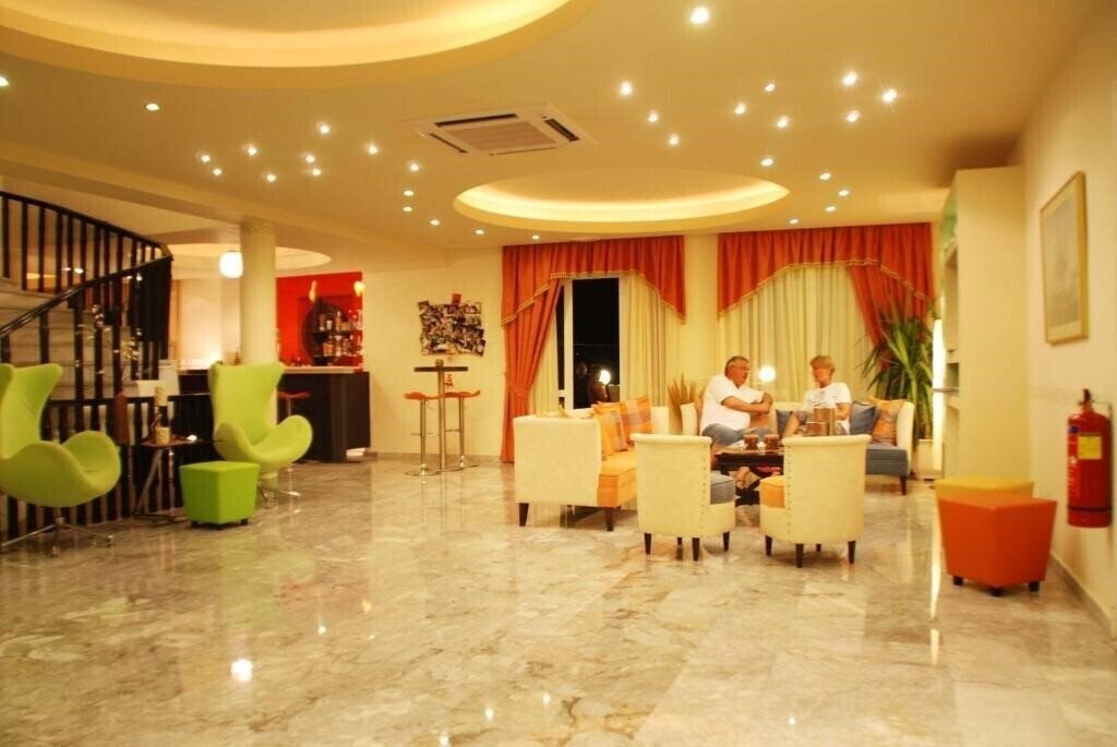 Zdjęcie Ermioni Beach 3*