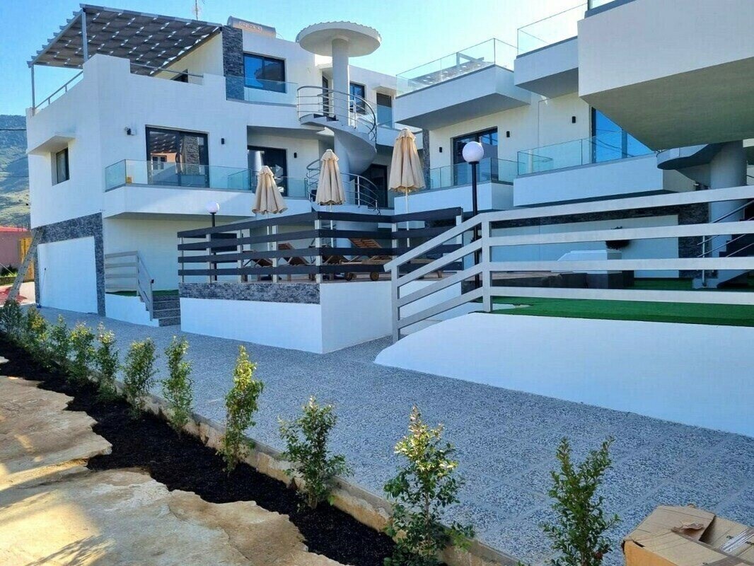 Hotel Romanias Aparthotel 4*