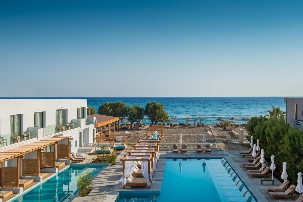 Готель Paralos Lifestyle Beach (ex. Enorme Lifestyle Beach) 4*