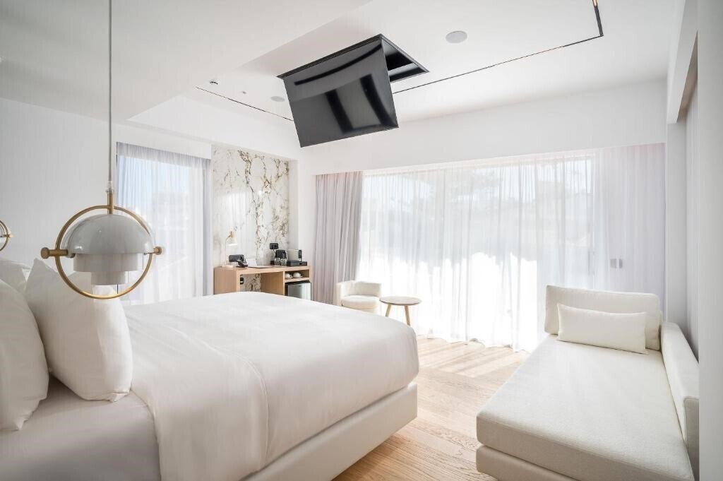 Фотографія Ethereal White Resort 5*