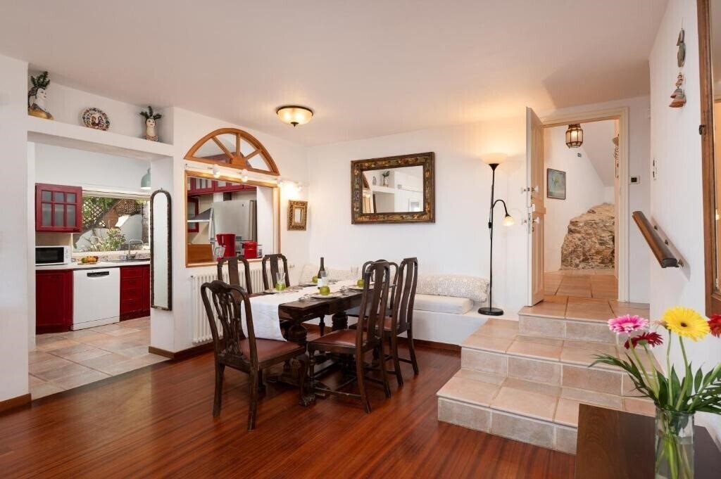 Zdjęcie Villa Mirabello Suites 4*