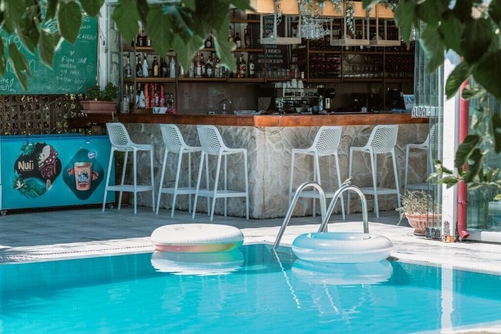 Картинка Georgias Garden Hotel 3*