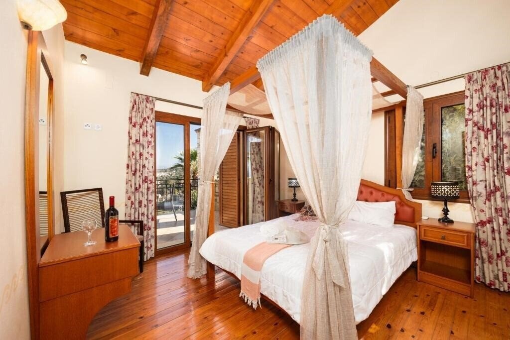 Zdjęcia Erato Villa 2*