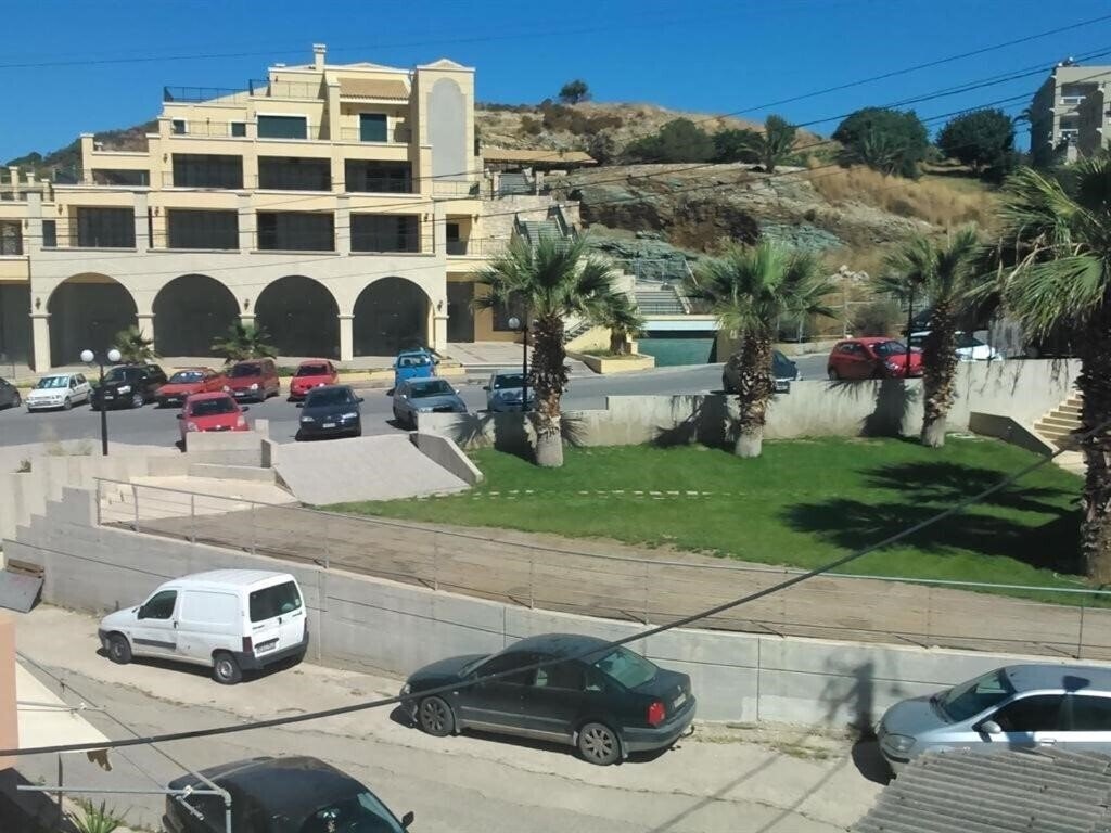 Готель Fotula Apartments апартаменты