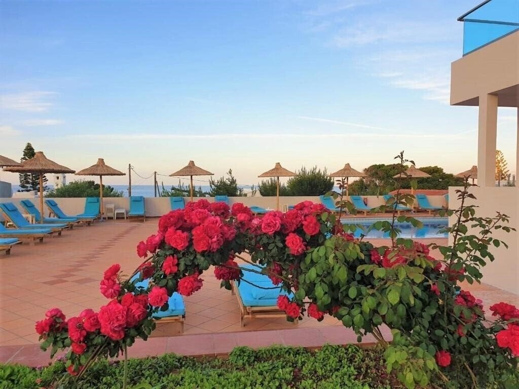 Hotel Chrysalis Hotel 4*