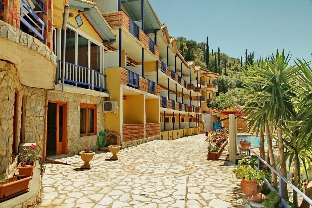 Картинка Politia Hotel (Agios Nikitas) 3*