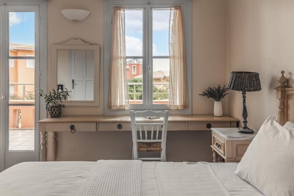 Obraz Red Tower Hotel 4*