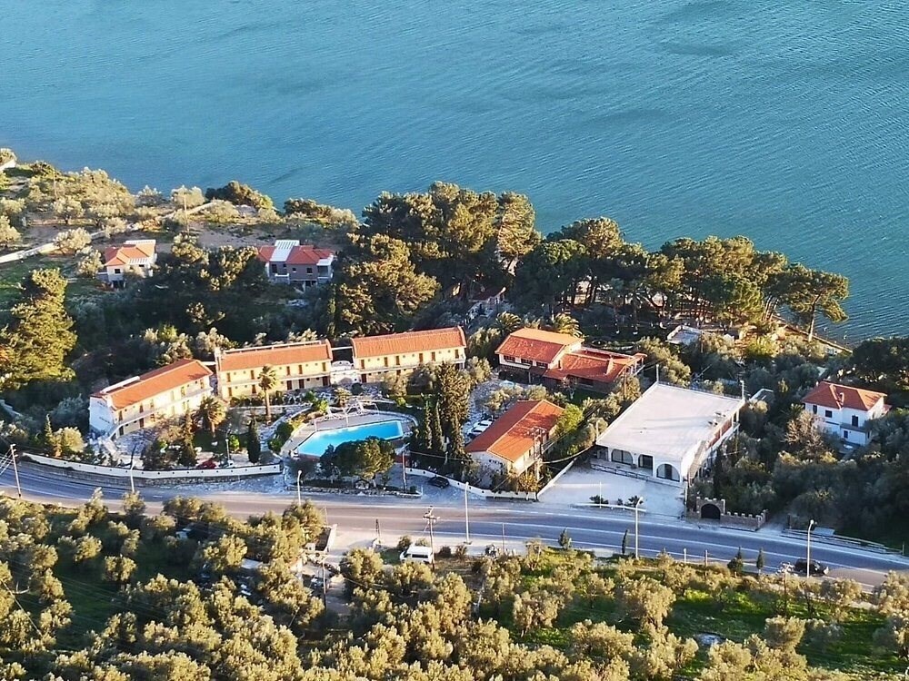 Готель Mytilana Village 3*