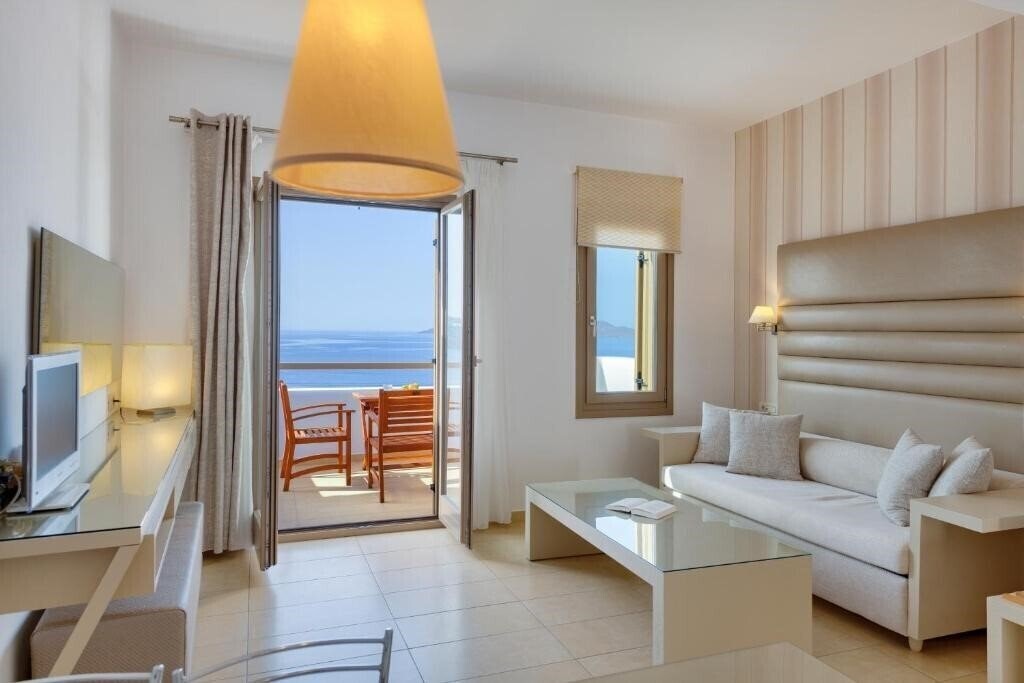 Zdjęcie Lithos By Spyros & Flora 3*