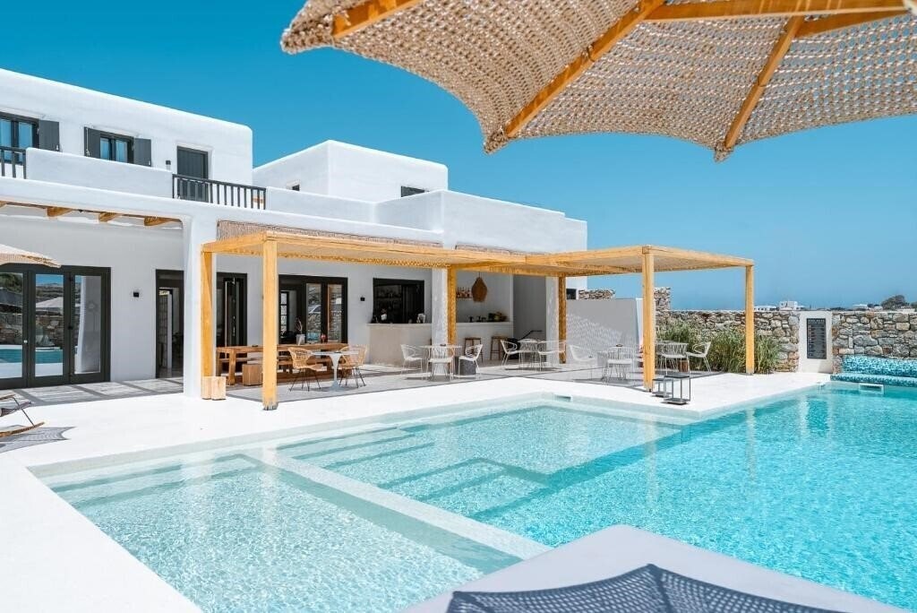 Фото Koukoumi Vegan Hotel (Ano Mera) 4*